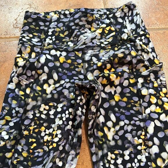 NWOT Lululemon  Crop II 19" Non-Reflective size 4 - Picture 8 of 13